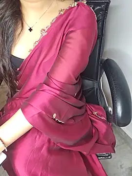 Snapshot of aliyaah_singh chatting on May 2026 06:15:02 PM aliyaah singh online show from May 2026 06:15:02 PM
