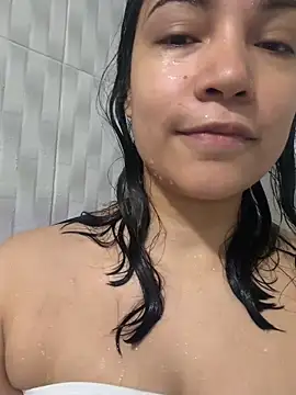 cutie and slutty online show from April 2026 02:47:02 PM