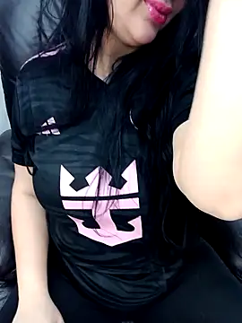 Snapshot of Queen_sousou chatting on January 2025 12:39:02 AM Queen sousou online show from January 2025 12:39:02 AM