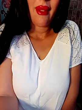 Snapshot of Queen_sousou chatting on September 2025 10:54:01 PM Queen sousou online show from September 2025 10:54:01 PM