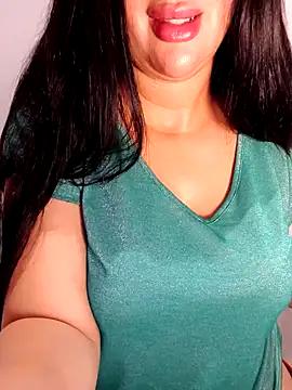 Snapshot of Queen_sousou chatting on September 2025 07:26:02 PM Queen sousou online show from September 2025 07:26:02 PM