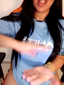 Snapshot of Queen_sousou chatting on September 2025 12:21:02 PM Queen sousou online show from September 2025 12:21:02 PM