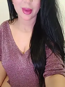 Snapshot of Queen_sousou chatting on June 2026 04:44:01 PM Queen sousou online show from June 2026 04:44:01 PM