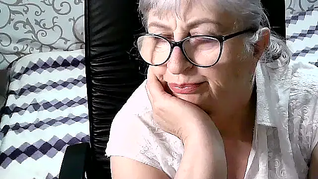 LolkaAlyss online show from March 2025 09:49:01 PM