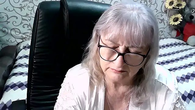 LolkaAlyss online show from March 2025 12:30:02 AM