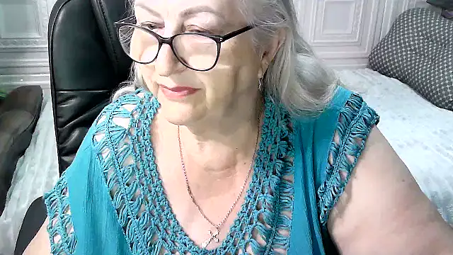Snapshot of LolkaAlyss chatting on June 2026 07:54:02 AM LolkaAlyss online show from June 2026 07:54:02 AM