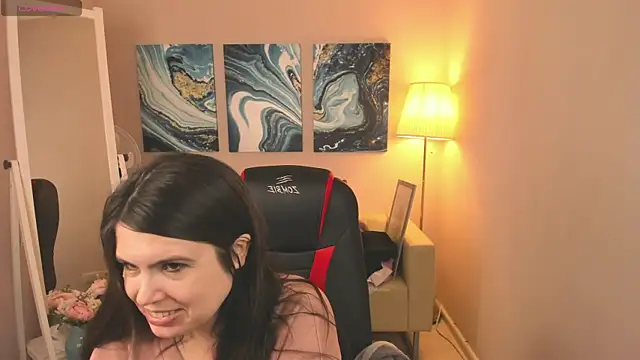 BattyMoll online show from January 2025 10:45:01 AM