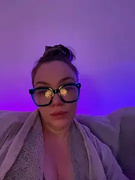 FemDom RubyKnightXXO online show from December 2024 10:34:02 PM