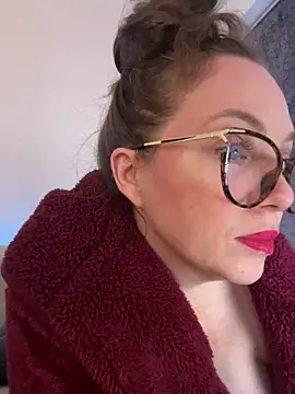 FemDom RubyKnightXXO online show from February 2025 06:44:01 PM