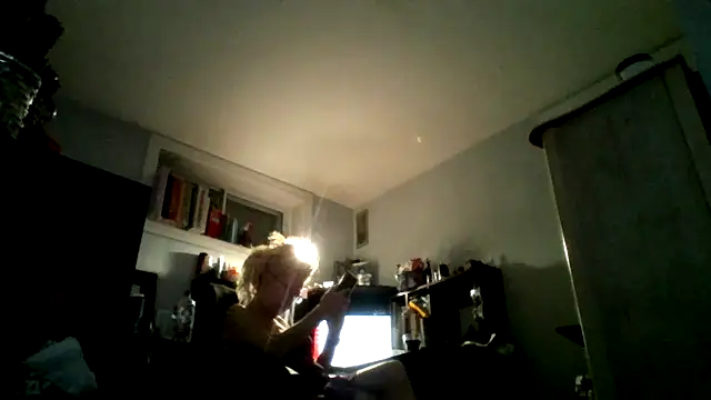 XTRAHORNYONE online show from February 2026 03:58:02 AM