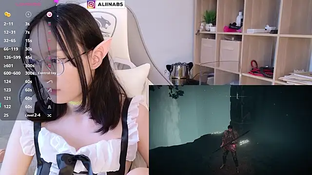 Snapshot of aliiiiiina chatting on January 2025 06:52:02 AM aliiiiiina online show from January 2025 06:52:02 AM