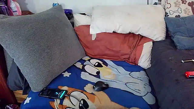 pyrowuff online show from September 2025 05:05:02 PM