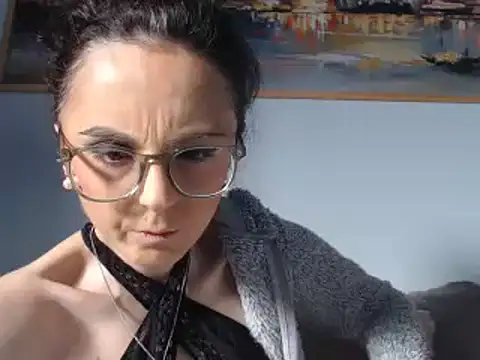 cleophee online show from February 2025 10:28:01 AM