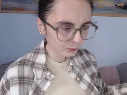 cleophee online show from March 2025 07:13:02 AM