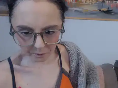 cleophee online show from March 2025 07:42:02 AM