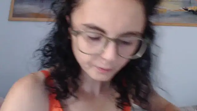 cleophee online show from September 2025 06:48:02 AM