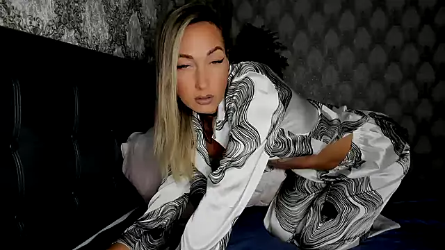 StarryHanna online show from February 2025 08:14:02 PM