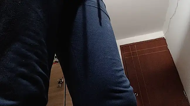 Snapshot of MARIANAWEED chatting on February 2025 01:09:01 AM MARIANAWEED online show from February 2025 01:09:01 AM