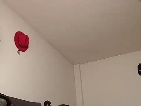 Snapshot of MARIANAWEED chatting on September 2025 08:24:01 PM MARIANAWEED online show from September 2025 08:24:01 PM