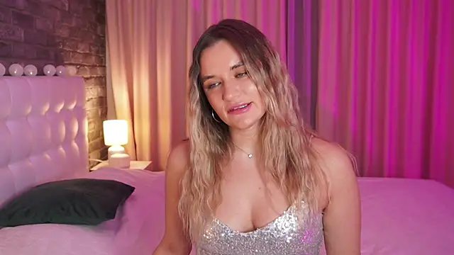 Snapshot of starrydoll chatting on February 2025 03:57:02 PM starrydoll online show from February 2025 03:57:02 PM