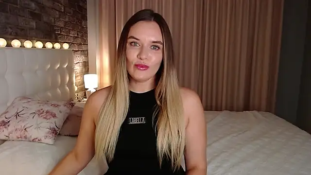 Snapshot of starrydoll chatting on September 2025 04:51:02 PM starrydoll online show from September 2025 04:51:02 PM