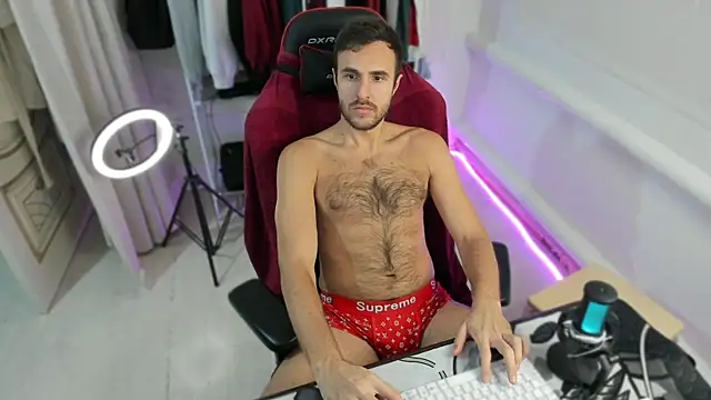 Raamoss online show from September 2025 06:53:02 PM