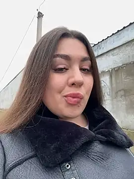 Sara Slow online show from January 2025 10:32:01 AM