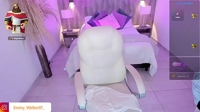 emmy walker online show from October 2025 11:11:01 AM