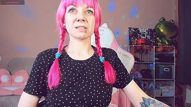 AmyRose6969 online show from October 2025 08:31:01 PM