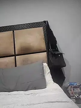 Mahi4luv online show from December 2024 08:17:01 PM