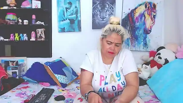 estrellita fugaz16x online show from February 2025 03:11:01 AM