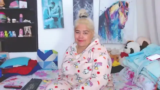 estrellita fugaz16x online show from March 2025 03:15:01 AM