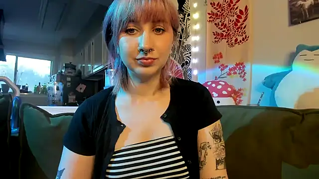 Snapshot of LedaBun chatting on February 2026 11:16:02 PM LedaBun online show from February 2026 11:16:02 PM