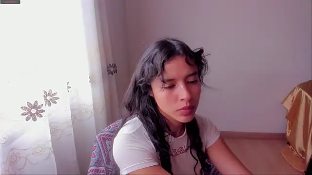 Snapshot of aluna_0310 chatting on October 2025 04:49:01 PM aluna 0310 online show from October 2025 04:49:01 PM