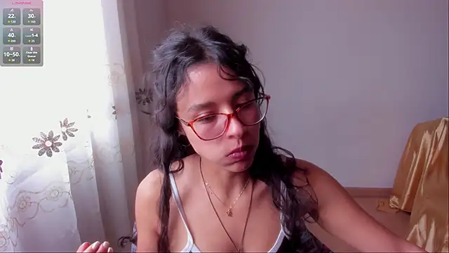 Snapshot of aluna_0310 chatting on October 2025 05:23:02 PM aluna 0310 online show from October 2025 05:23:02 PM