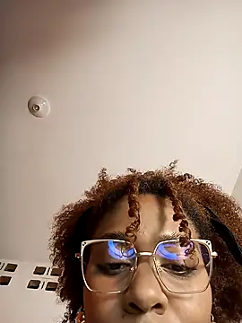 thaimy  online show from March 2026 02:49:01 AM