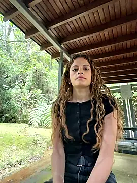 alana15 online show from February 2026 04:58:02 PM