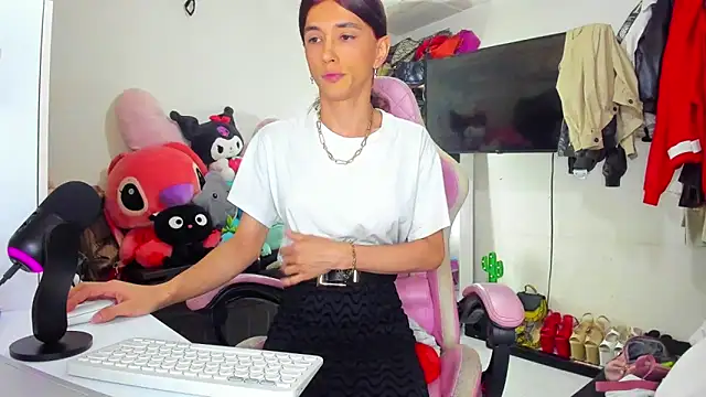 Lawrncesofiets online show from October 2025 05:58:02 PM