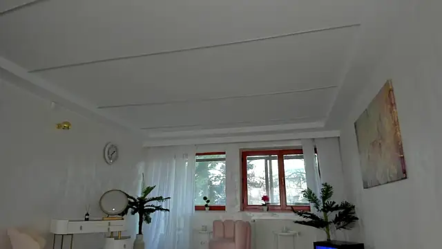 Snapshot of TiffanyHouston_ chatting on December 2024 06:36:01 AM TiffanyHouston online show from December 2024 06:36:01 AM