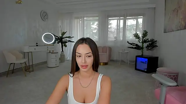 Snapshot of TiffanyHouston_ chatting on December 2024 07:44:01 AM TiffanyHouston online show from December 2024 07:44:01 AM