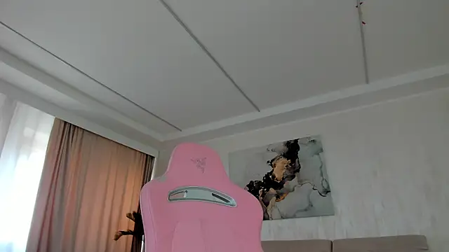 Snapshot of TiffanyHouston_ chatting on March 2025 01:07:01 PM TiffanyHouston online show from March 2025 01:07:01 PM