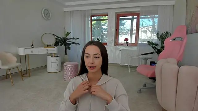 Snapshot of TiffanyHouston_ chatting on March 2025 06:54:02 AM TiffanyHouston online show from March 2025 06:54:02 AM