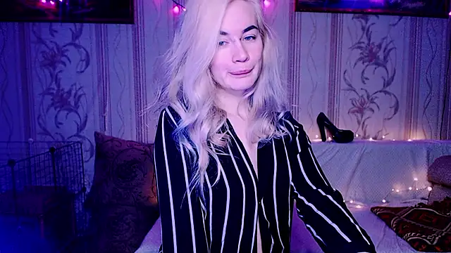 xxxcharismaaa online show from February 2026 02:48:01 AM