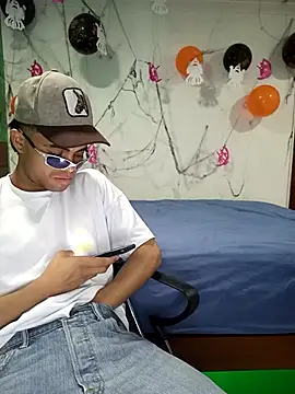 pinedasex777 online show from October 2025 06:24:01 AM