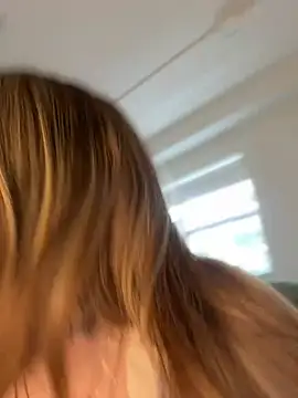 Snapshot of chloetease chatting on January 2025 02:31:01 PM chloetease online show from January 2025 02:31:01 PM