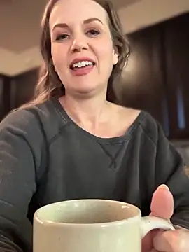 MaiseKnox online show from December 2024 09:22:01 PM