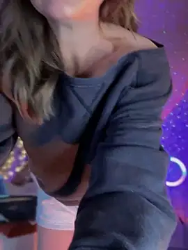 MaiseKnox online show from January 2025 09:40:01 PM