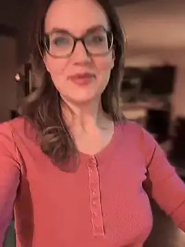 MaiseKnox online show from February 2025 12:51:01 AM