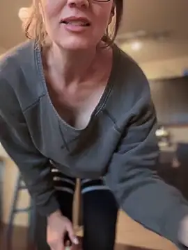 MaiseKnox online show from March 2025 12:44:01 AM