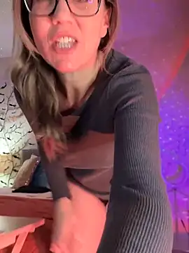 MaiseKnox online show from March 2025 01:17:02 AM